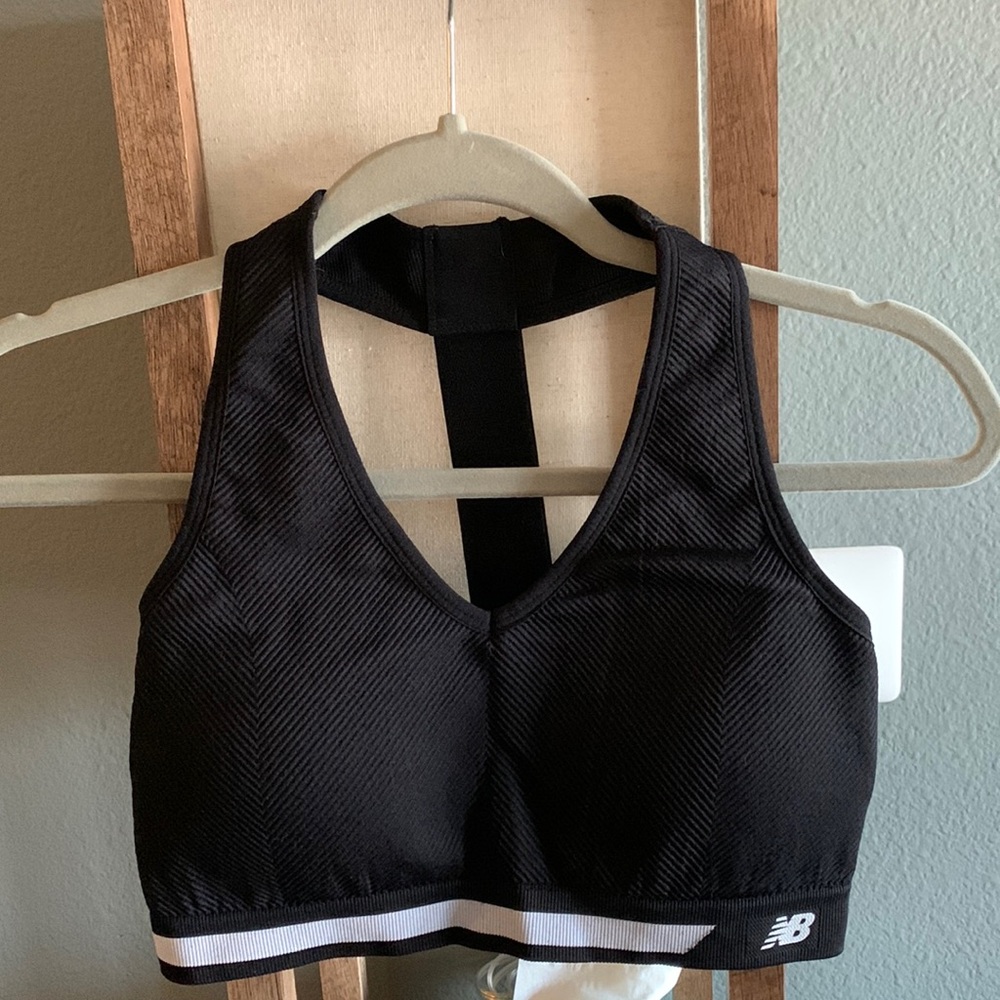Womens new balance size large bra